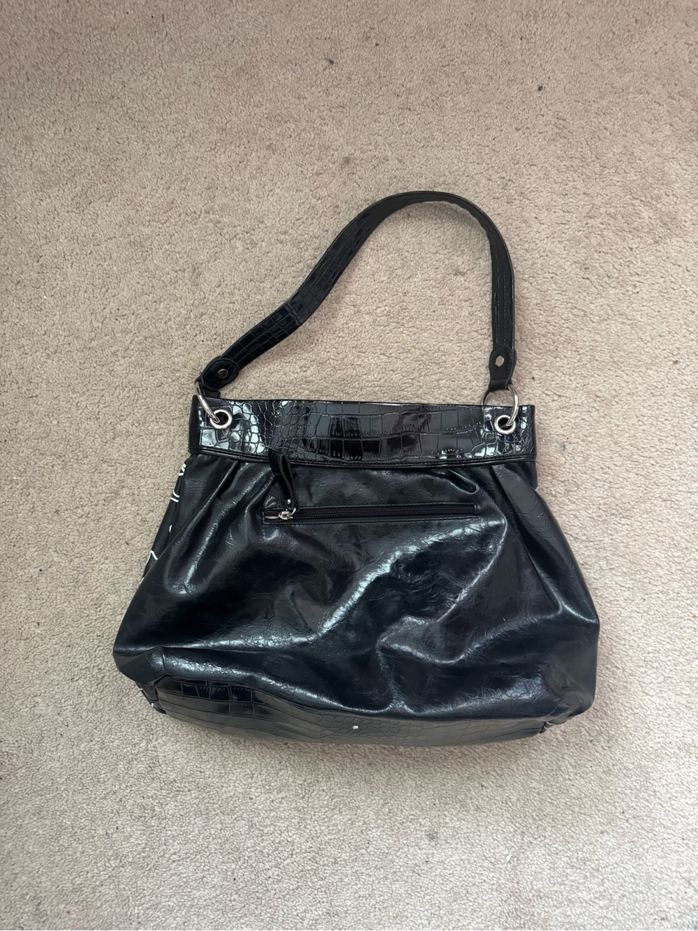 Betty Boop Black and Silver Leather Shoulder Bag with Red Accent - Picture 2 of 2